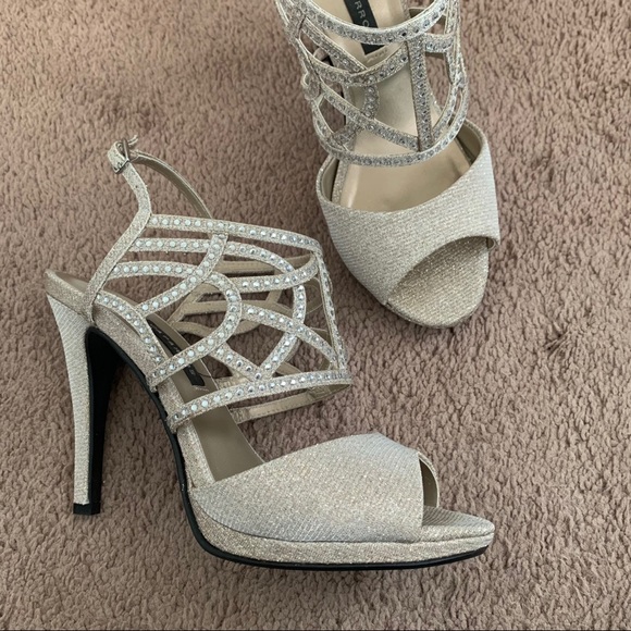 Caparros Nude Glimmer Pumps with Rhinestones - Picture 5 of 10